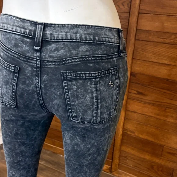 rag & bone Women's Black Acid-Wash Skinny Jeans - Picture 4 of 8